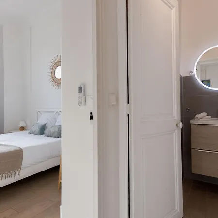Apartment La Vela Azzurra - Terrasse, Clim, 15 Mn A Pied Du Palais Et Plages Cannes